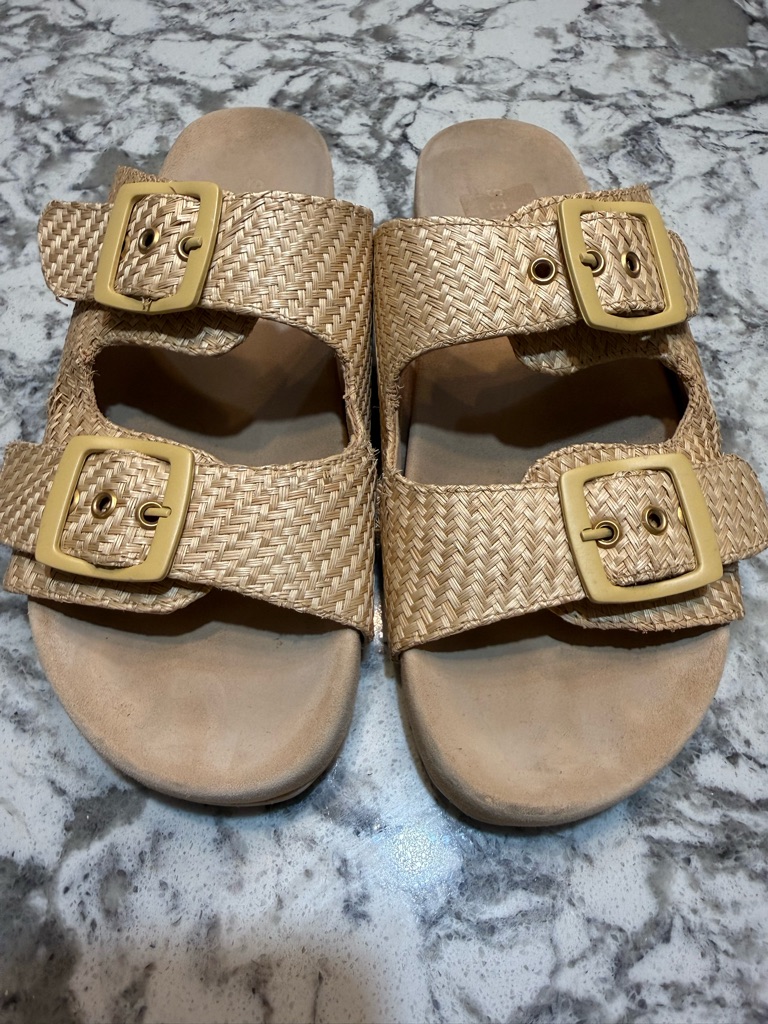Serpui Natasha Bun Straw Sandal Size 9